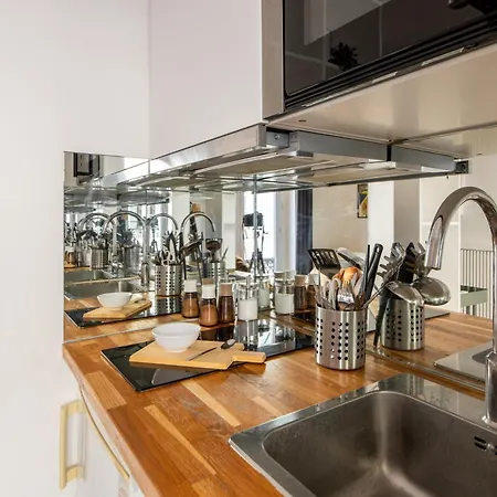 Apartment Cozy - Eiffel Tower - Sleeps 2p *