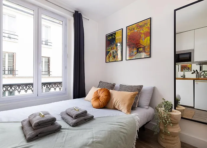 Apartment Cozy - Eiffel Tower - Sleeps 2p *