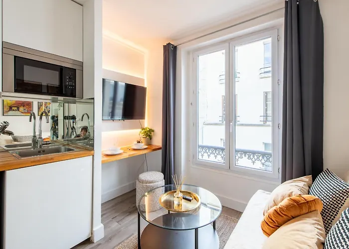 Cozy - Eiffel Tower - Sleeps 2p Paris