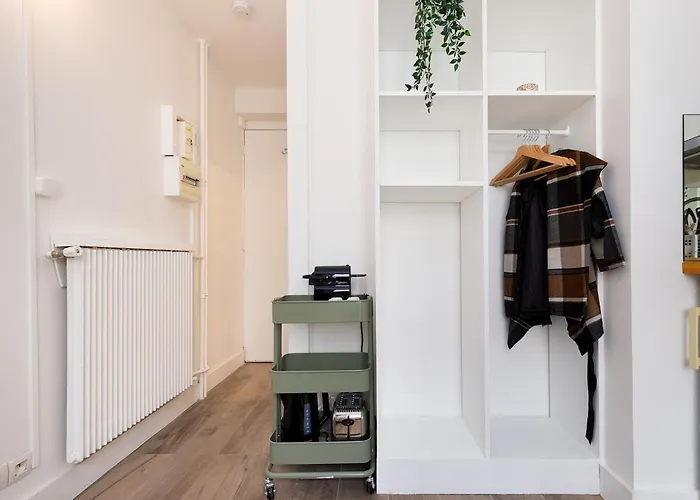 Cozy - Eiffel Tower - Sleeps 2p Lägenhet *