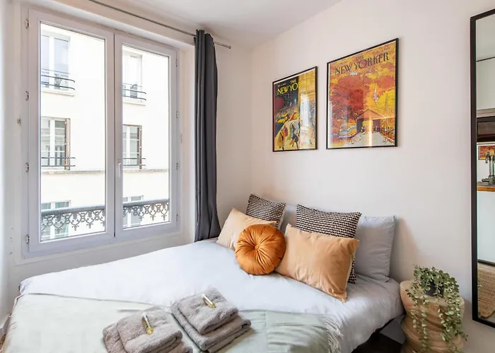 Lägenhet Cozy - Eiffel Tower - Sleeps 2p