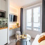 Cozy - Eiffel Tower - Sleeps 2p Parigi